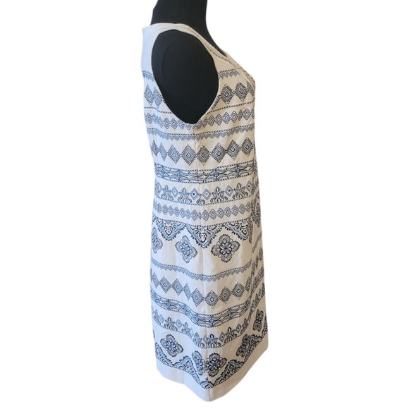 NWT WHBM White Heavily Embellished Sleeveless Dress Size 6 - Picture 4 of 8